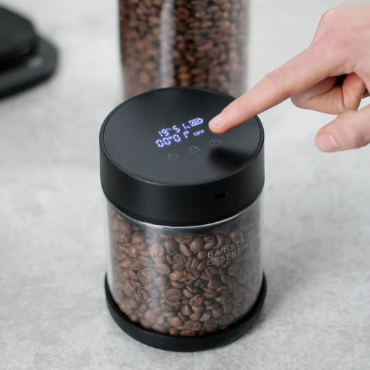 Duurzame vacuüm koffiecontainer van borosilicaatglas met slimme indicatoren voor versheidsbewaking.