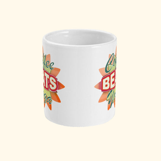 Koffie mok met koffie design en tekst Coffee Beats Yoga van de Baristashop en Geertjandebaristaman. Productafbeelding voorzijde.