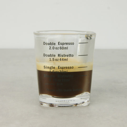 Espresso shotglas van Barista Essentials maatglas koffie 60ml met maatstreepjes voor perfecte crema van de Barista Shop 2