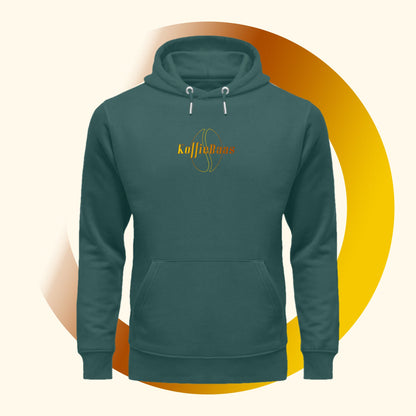 Vooraanzicht van een groene Koffie Hoodie met het ontwerp van een koffieboon en de tekst KoffieBaas op de borst.