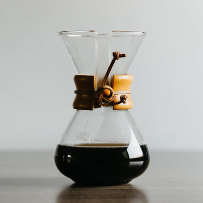 Chemex Filtermethode 6 Kops voor Filterkoffie. Vooraanzicht.