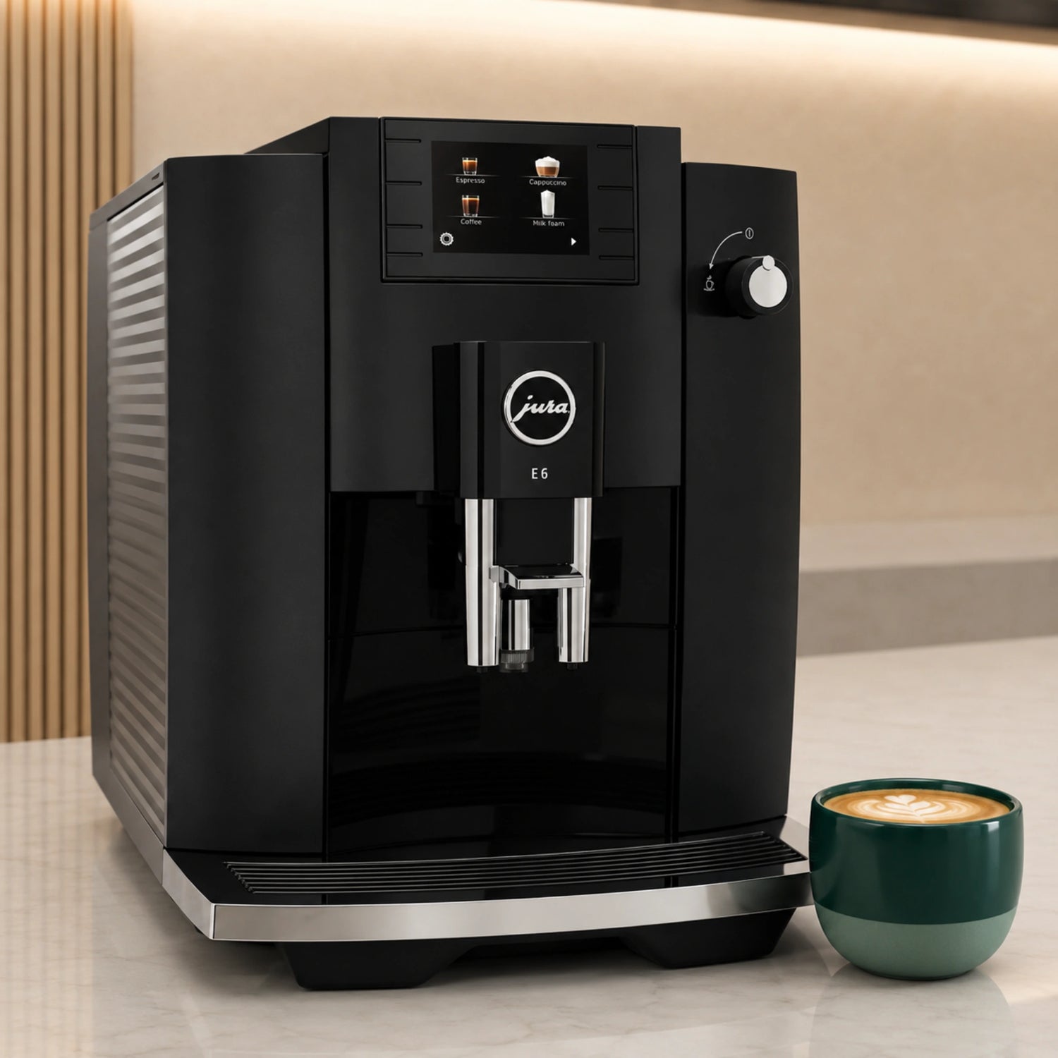 Jura E6 als koffiemachine voor zwarte koffie en af en toe cappuccino thuis