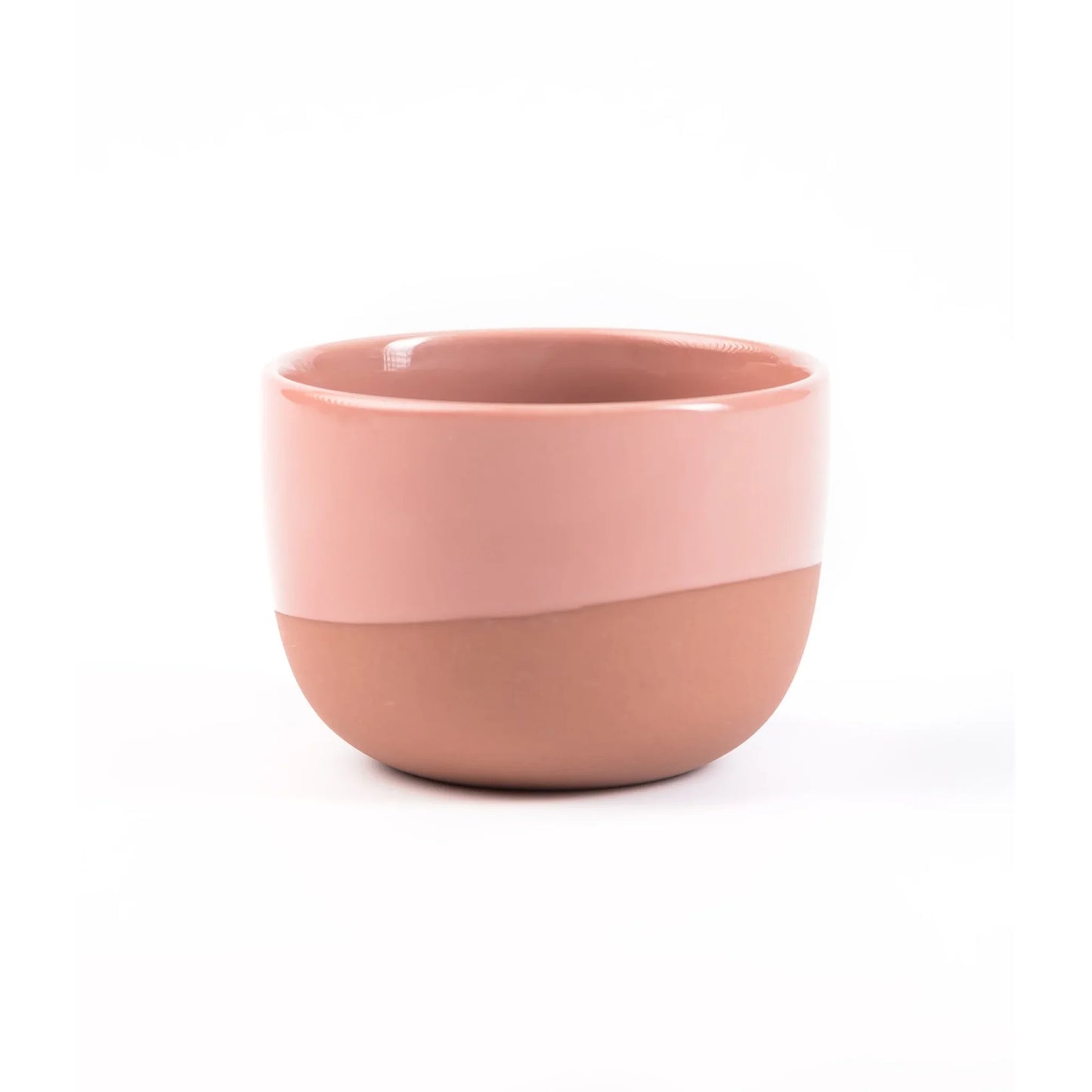Terracotta pink roze cappuccino kopje van handgemaakt porselein – 180 ml inhoud, stapelbaar, krasbestendig en geschikt voor barista’s met een Sage of Philips machine met stoompijpje. Voor wie stijlvol én functioneel wil schenken.