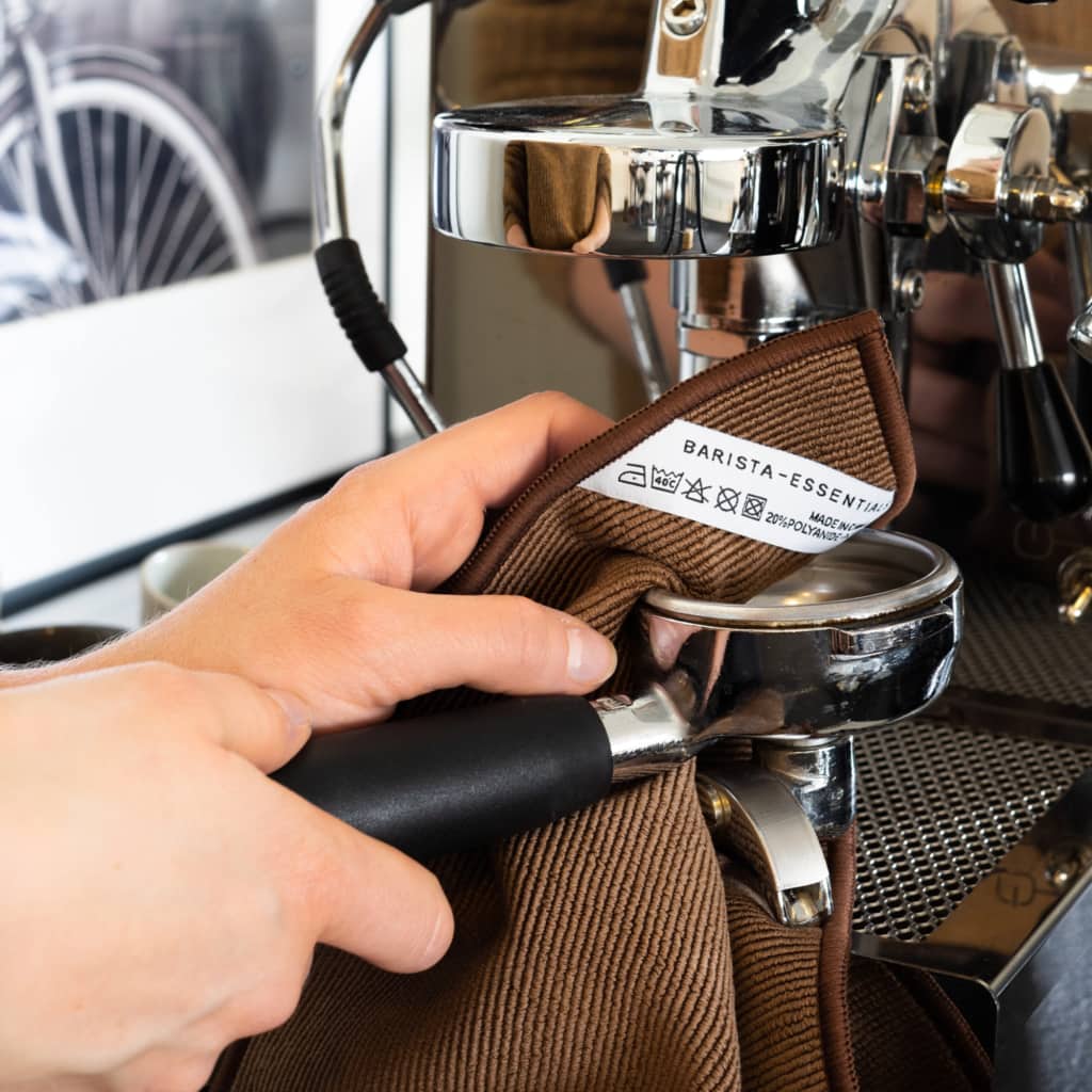 schoonmaakdoekjes voor de espresso machine van barista essentials. Vooraanzicht.